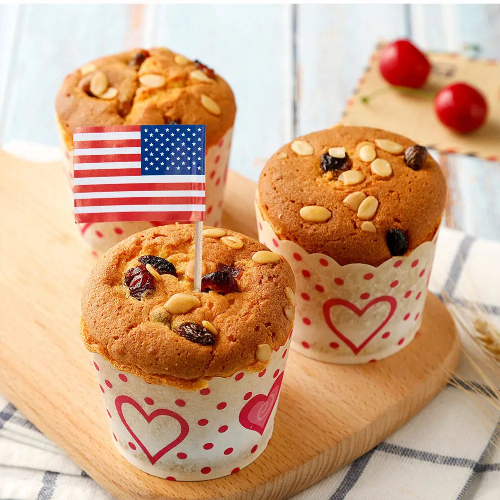 50Pcs Decorative Flag Toothpicks American Flag Picks Food Safe Wooden Dessert Toppers for Cakes Cupcakes Cocktails Fruits