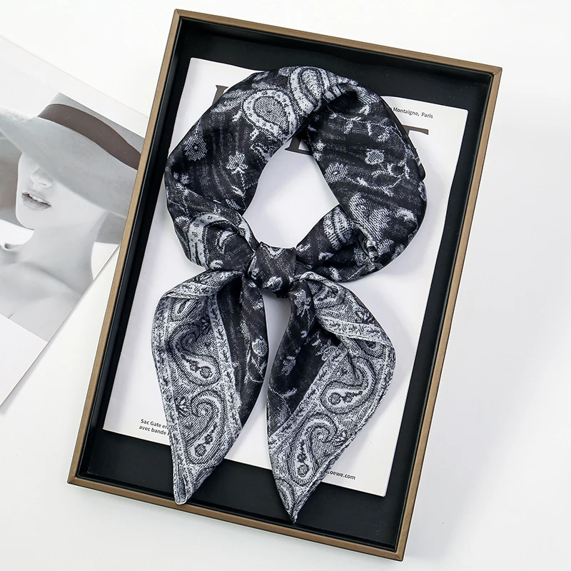 Syal Sutra Mewah 70*70Cm Ikat Kepala Selendang Wanita Gambar Cetak Paisley Retro Persegi Syal Rambut Kecil Jilbab Sapu Tangan Wanita