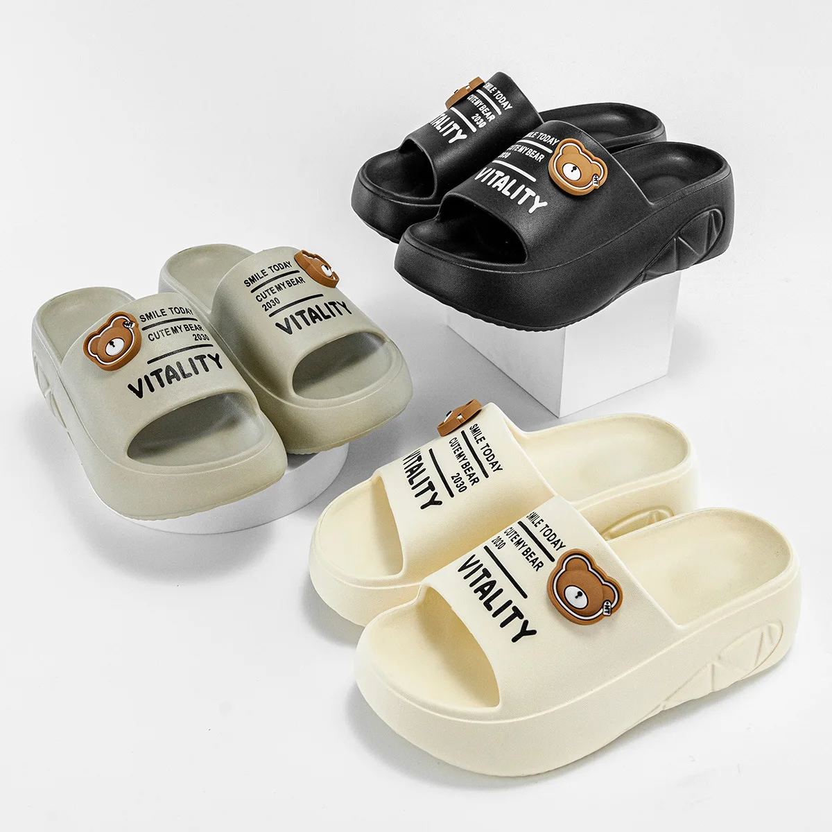 

Popular Thick Sole Slippers Non Slip Design Ergonomic Support Comfortable Flip Flops for Women 2025