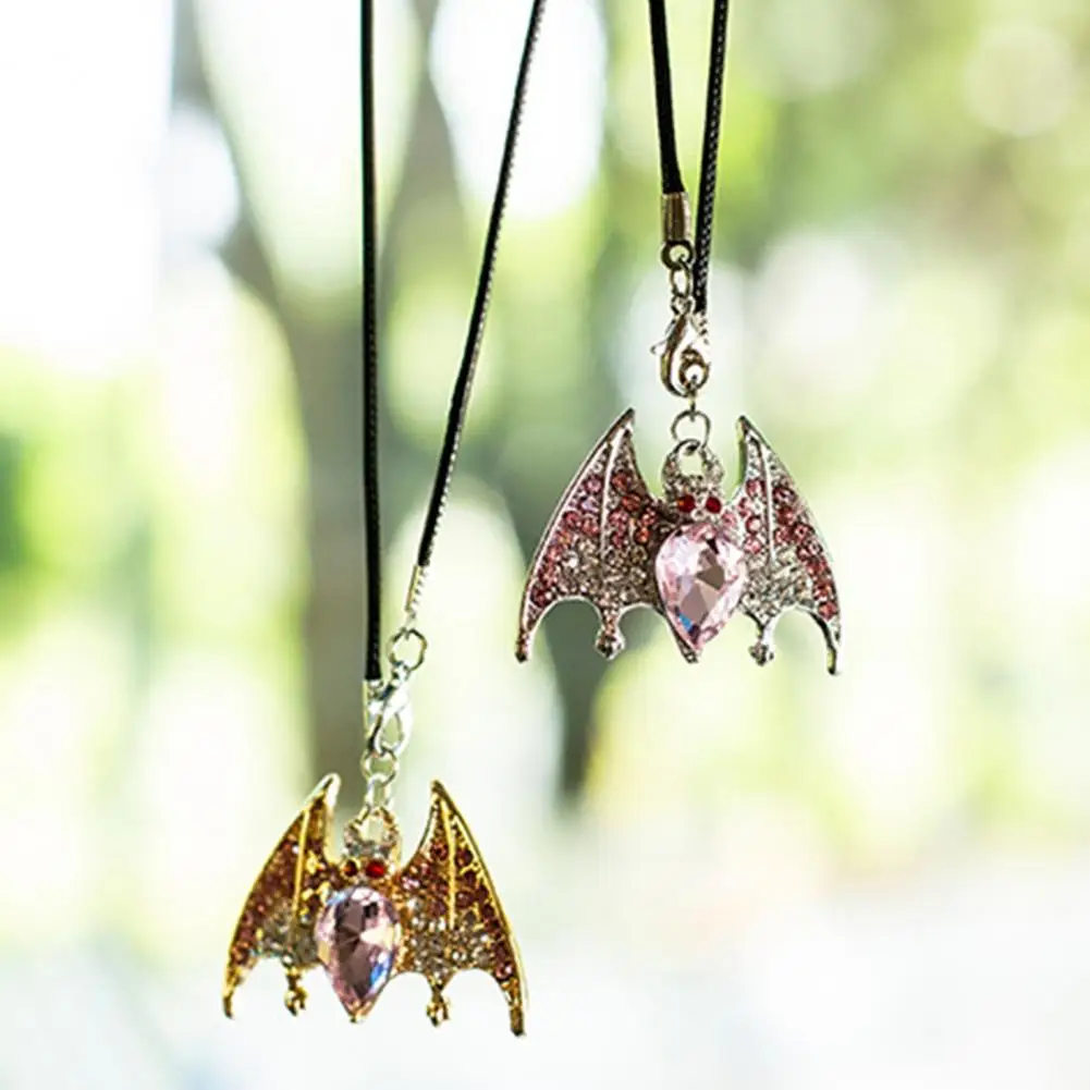 Personalized Car Charm Bat Car Ornament Rhinestone Bat Charm Halloween Sparkly Car Rearview Mirror Ornament Cute Hanging for Men