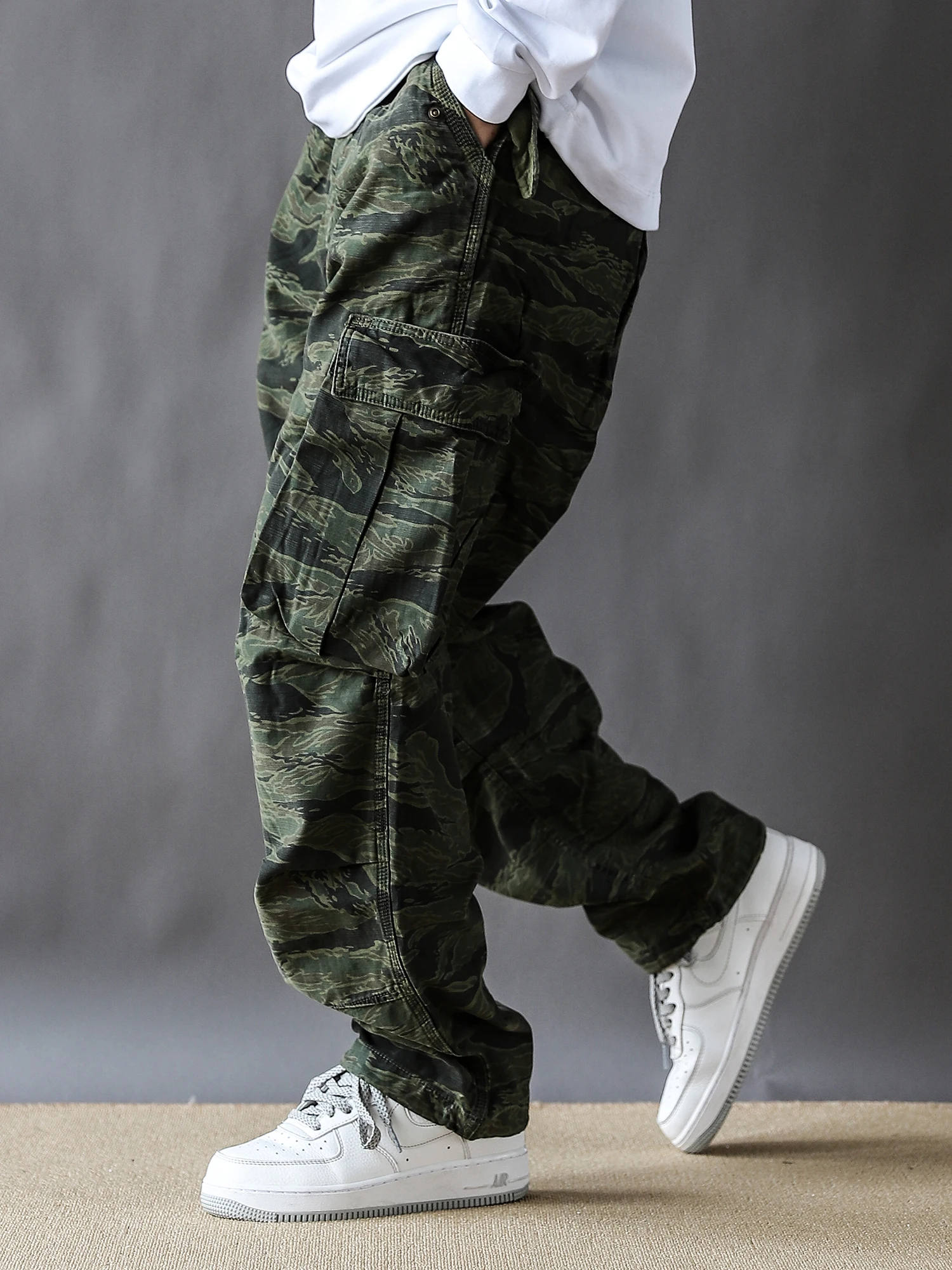 

American Retro 00% Cotton Heavyweight 2025 Camouflage Work Pants Men's Trendy Brand 3D ket Design Casual Long Pants