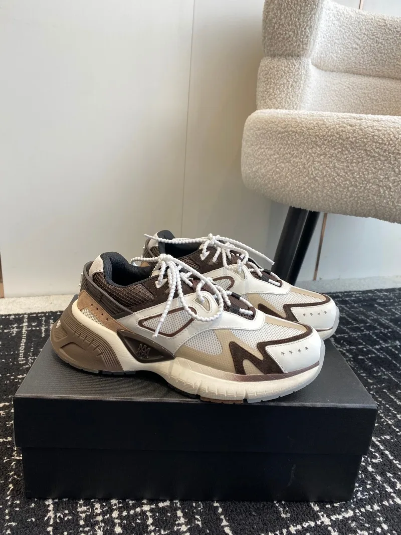 

Unisex Runner Sneakers Leather Mesh