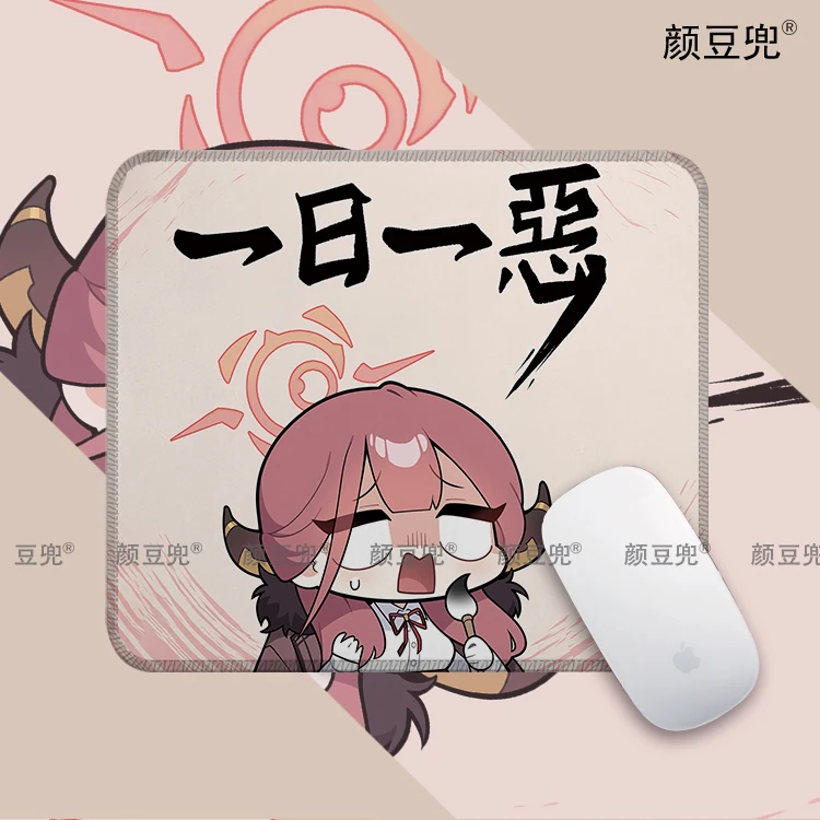 Rikuhachima Aru Anime Blue Archive pour souris de jeu de grande et petite taille, sous-souris Gamer Company, tapis de clavier, tapis d'ordinateur, polymères