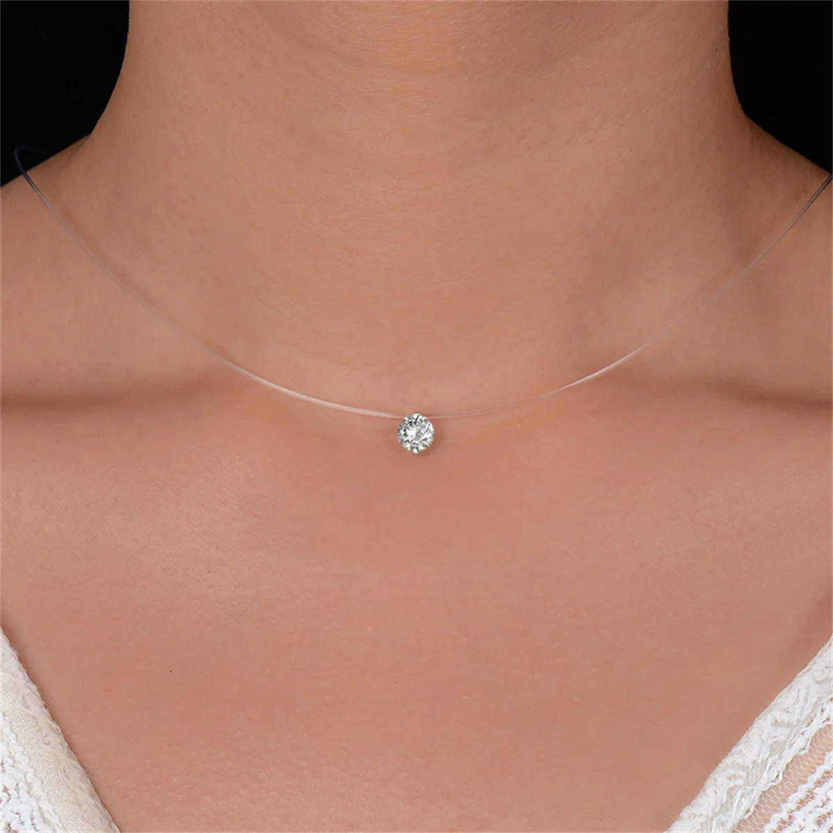 Moda błyszczący kryształowy naszyjnik dla kobiet kobieca przezroczysta żyłka okrągła cyrkonia Choker minimalistyczna biżuteria z łańcuszkiem obojczykowym