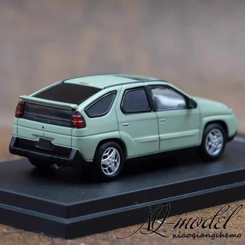 

GOC Diecast 1:64 Scale PONTIAC AZTEK Alloy Car Model Collection Display Ornament Toy Gift