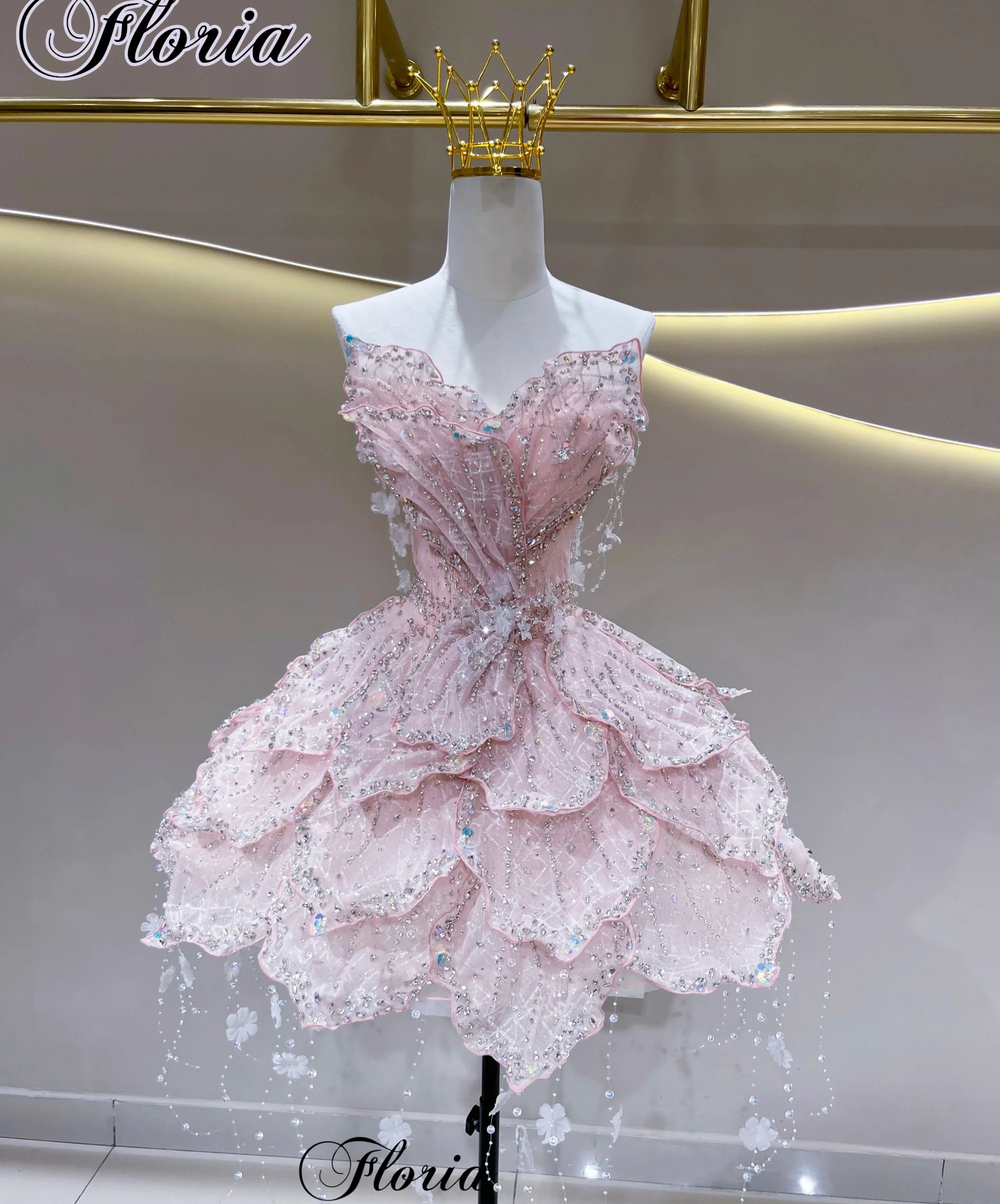 Niedliche Prinzessinnen-Rosa-Abschlussballkleider Kurze Feen-Homcoming-Kleider für Mädchen Kristall-Geburtstagskleider Vestidos De Fiesta Maßanfertigung