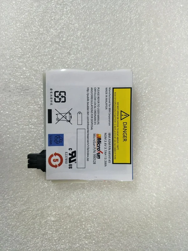 

New original 44V4145 74Y5667 5679 P6 520 raid card battery