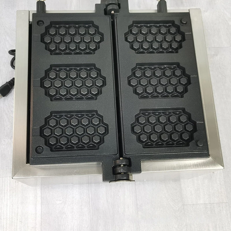 Commercial Waffle Maker 1.4KW Grid Waffle Machine Electric Waffl Maker Three-Slot Flip Waffle Maker 110V/220V