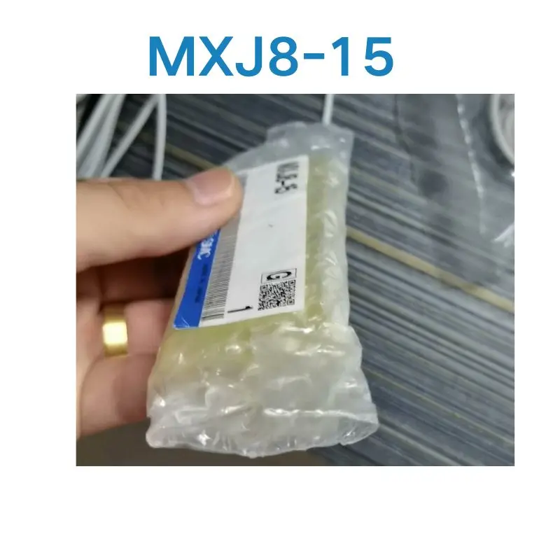 New Cylinder MXJ8-15 Fast Shipping