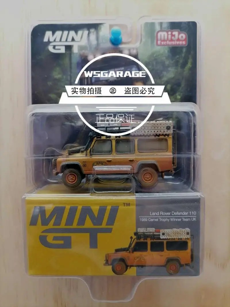 Mini GT 1:64 Land Rover Defender 110 Camel Trophy 90 captador Coleção de ornamentos de modelo de carro em liga fundida