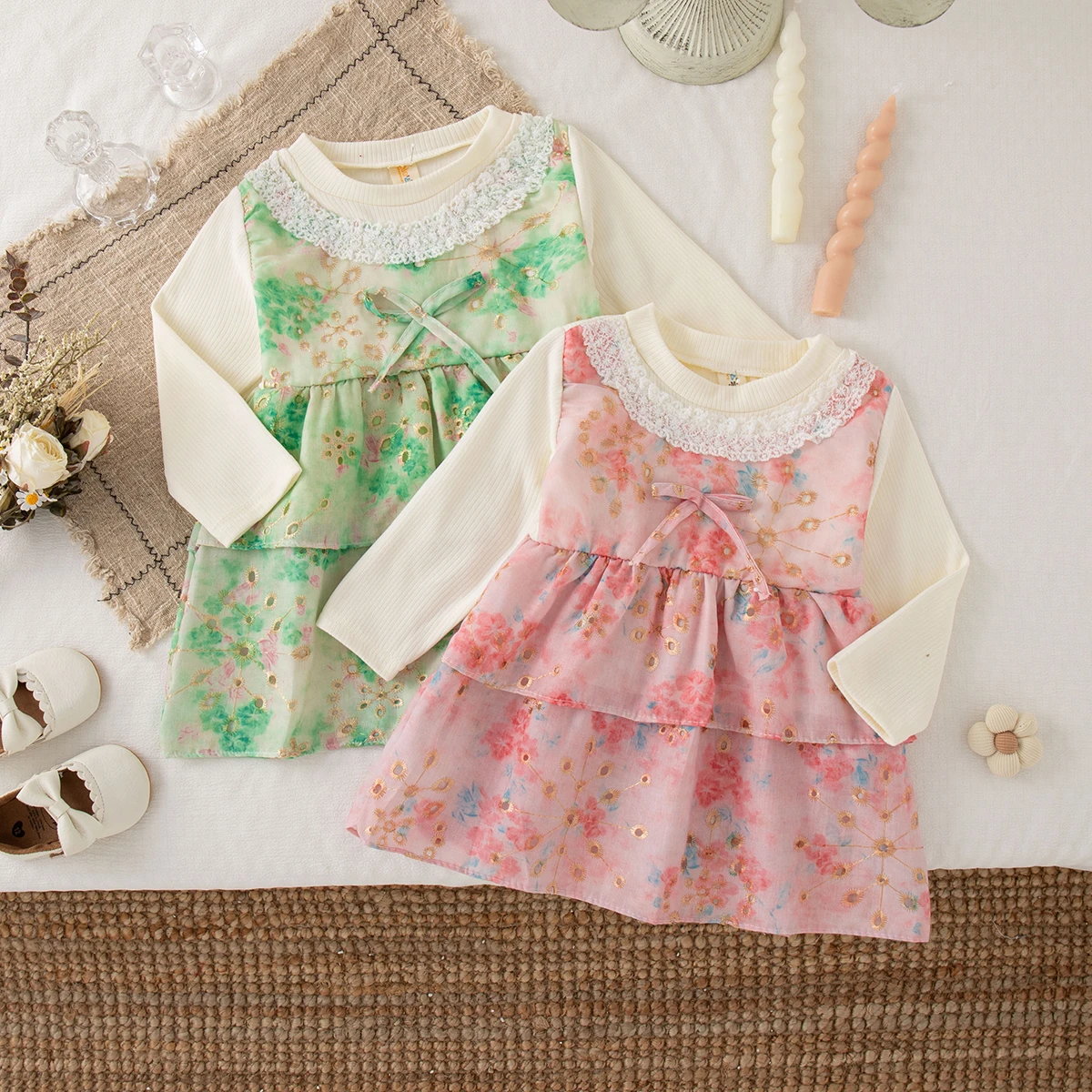 

Платье с длинными рукавами для маленьких девочек, кружевное дизайнерское платье с цветочным принтом и вышивкой и бантом, весенне-осенняя одежда для пикника для девочек