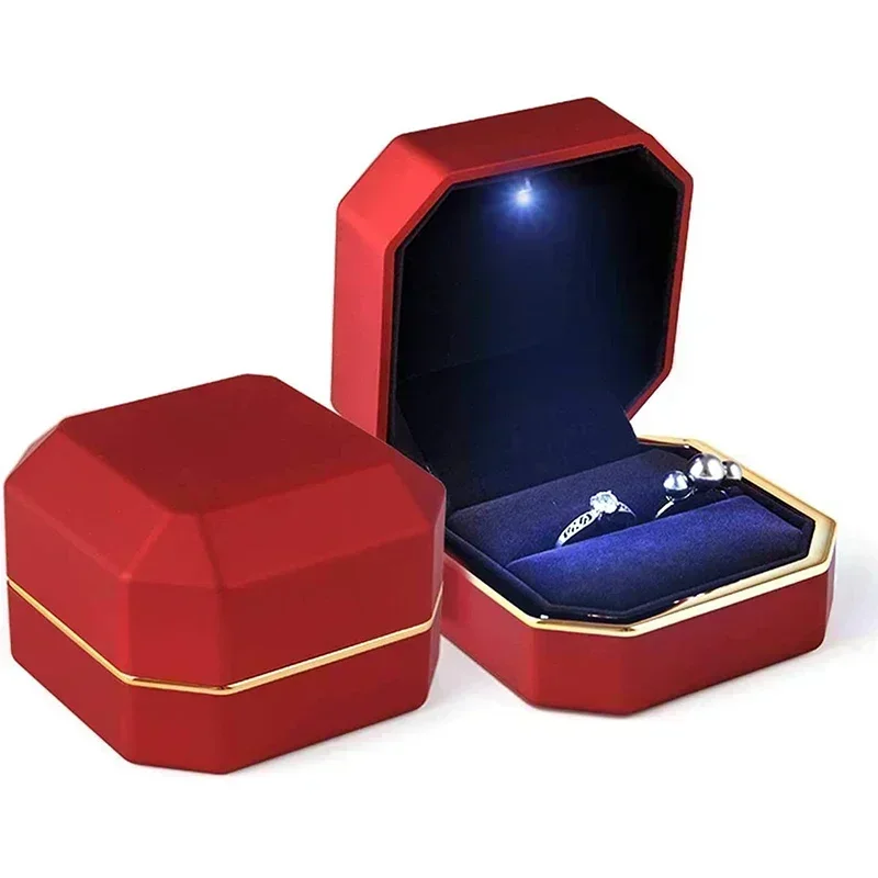 Luxury Ring Box Square Velvet Wedding Ring Case Jewelry Gift Box with LED Light for Proposal Engagement Wedding Amagi