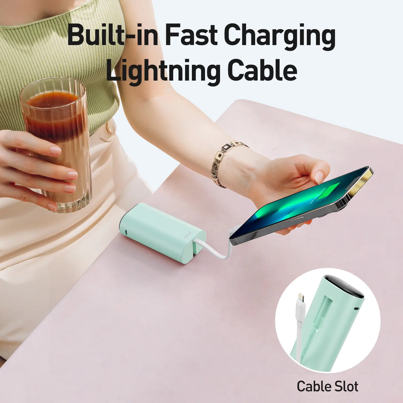 iwalk mini large capacity digital display portable power bank with built-in cable suitable for iPhone 12/14 Lightning