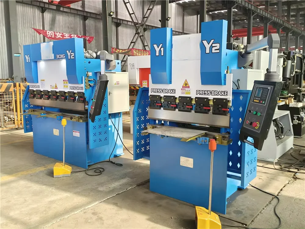 30t 40t 63t Small Mini Nc or Cnc Steel Aluminum Hydraulic Press Brake Wc67 Series Bending Machine