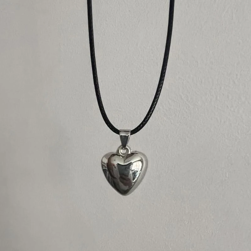 Silver Love- Heart Necklace Female Temperament Niche Wax Line Collarbone Chain image 5