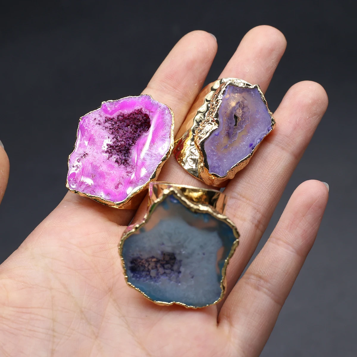 4PCS Natural Embryo Agate Random Color Irregularly Shaped Crystal Druzy Adjustable Size Ring Charm Jewelry Accessories for Gifts