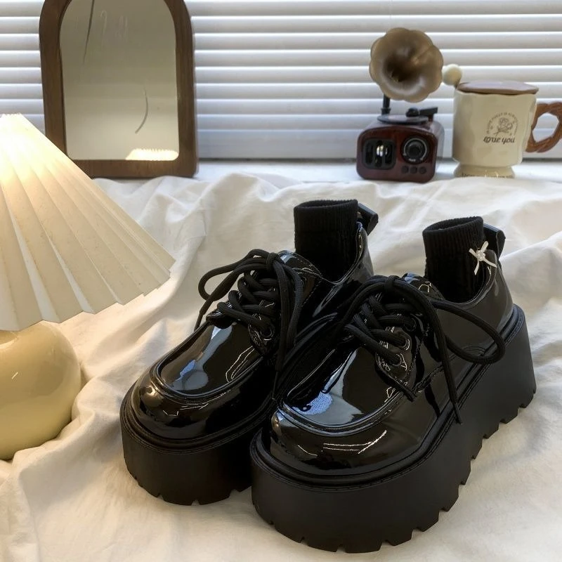 

Универсальные женские винтажные кожаные лоферы на толстой платформе в британском стиле, увеличивающие рост, новинка весны 202, новое поступление