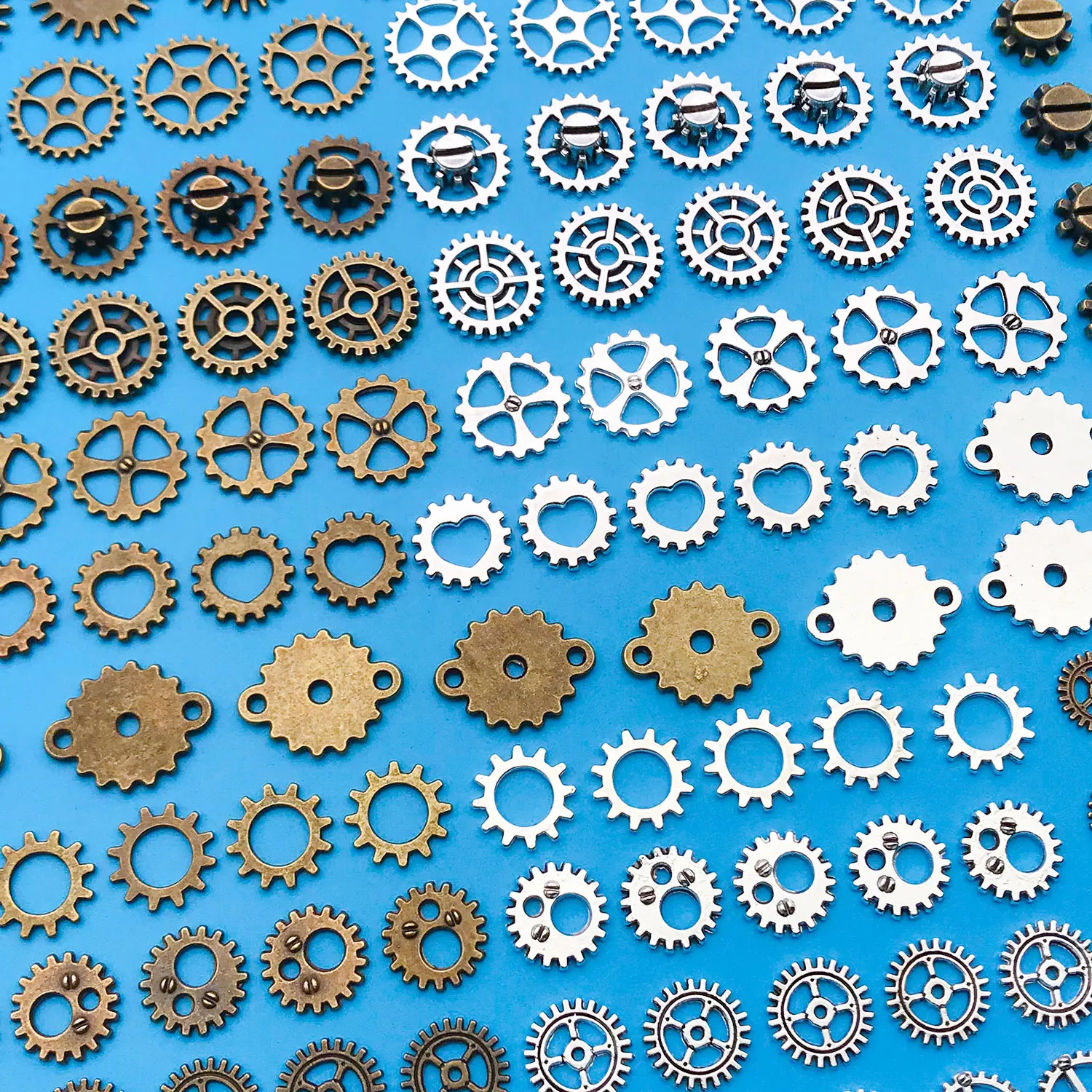 Mixed 130pcs New MiNi Size Mix Alloy Mechanical Steampunk Cogs Gears Accessories Chams For DIY Bracelet Necklace Jewelry Making