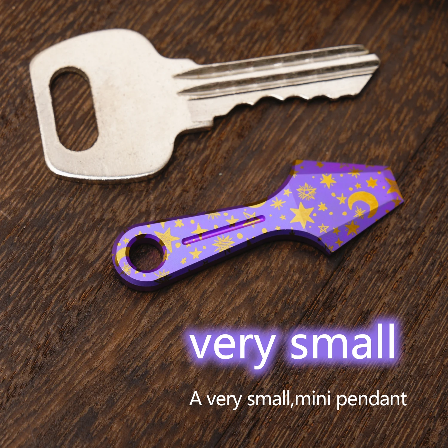 Mini pry bar titanium alloy small tool for outdoor portable cutting tools, popular small piece EDC crowbar purple pendant