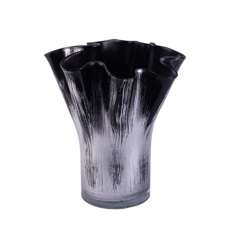 Light luxury modern black vase fruit plate bottle mouth lace design model room living room decorative glass vase fruit plate