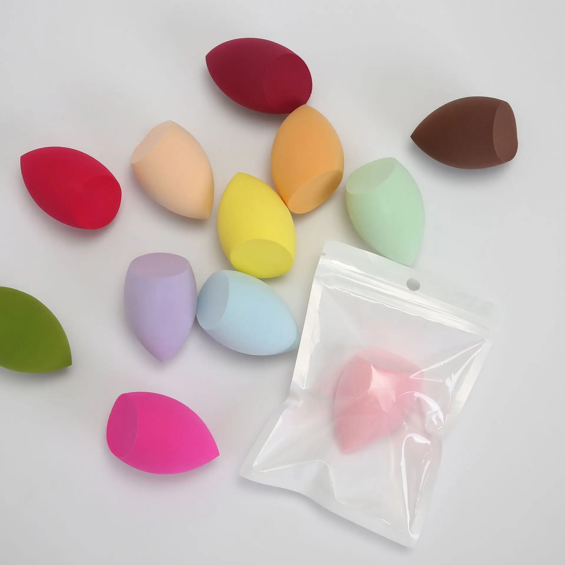 KLINA Beauty Egg Makeup Blender Cosmetic Puff Dry and Wet Sponge Cushion Foundation Powder Beauty Tool Make Up Accessories