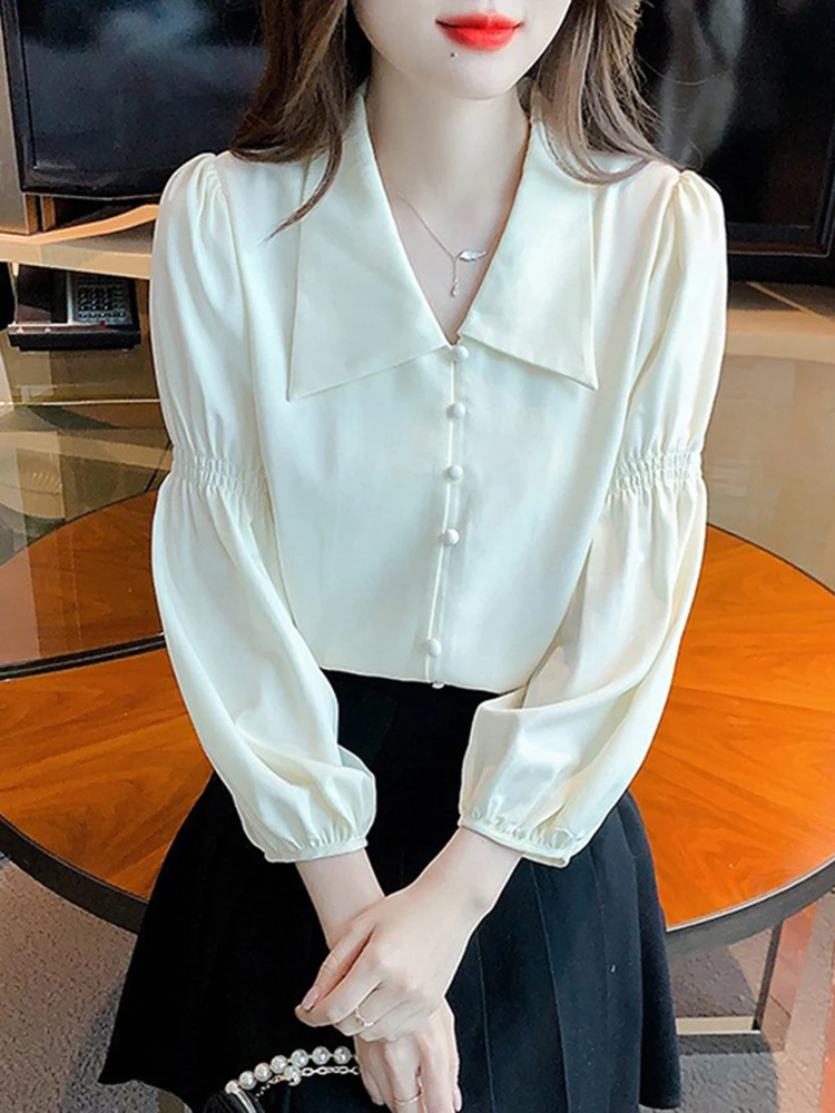 

Faionable Versatile Women's Bubble Sve irt Spring 2026 Design Slimming Korean Sle Long Sve V-Ne Button up Top
