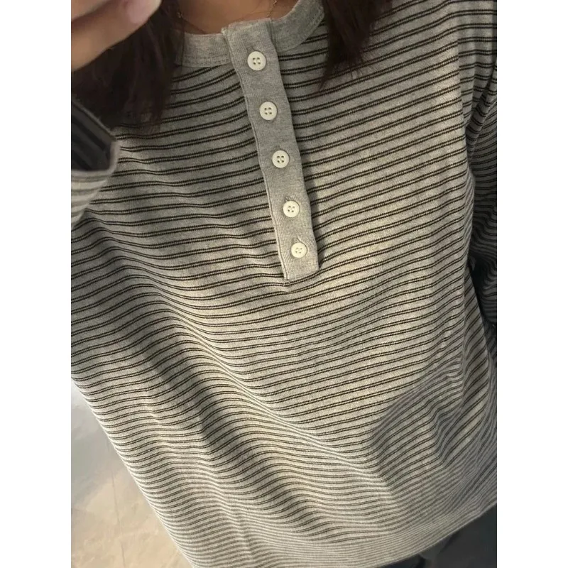 Round Neck Long-sleeved Striped Henley Shirt Korean Style Long-sleeved T-shirt Women's Button Spliced   pullover Winter Top