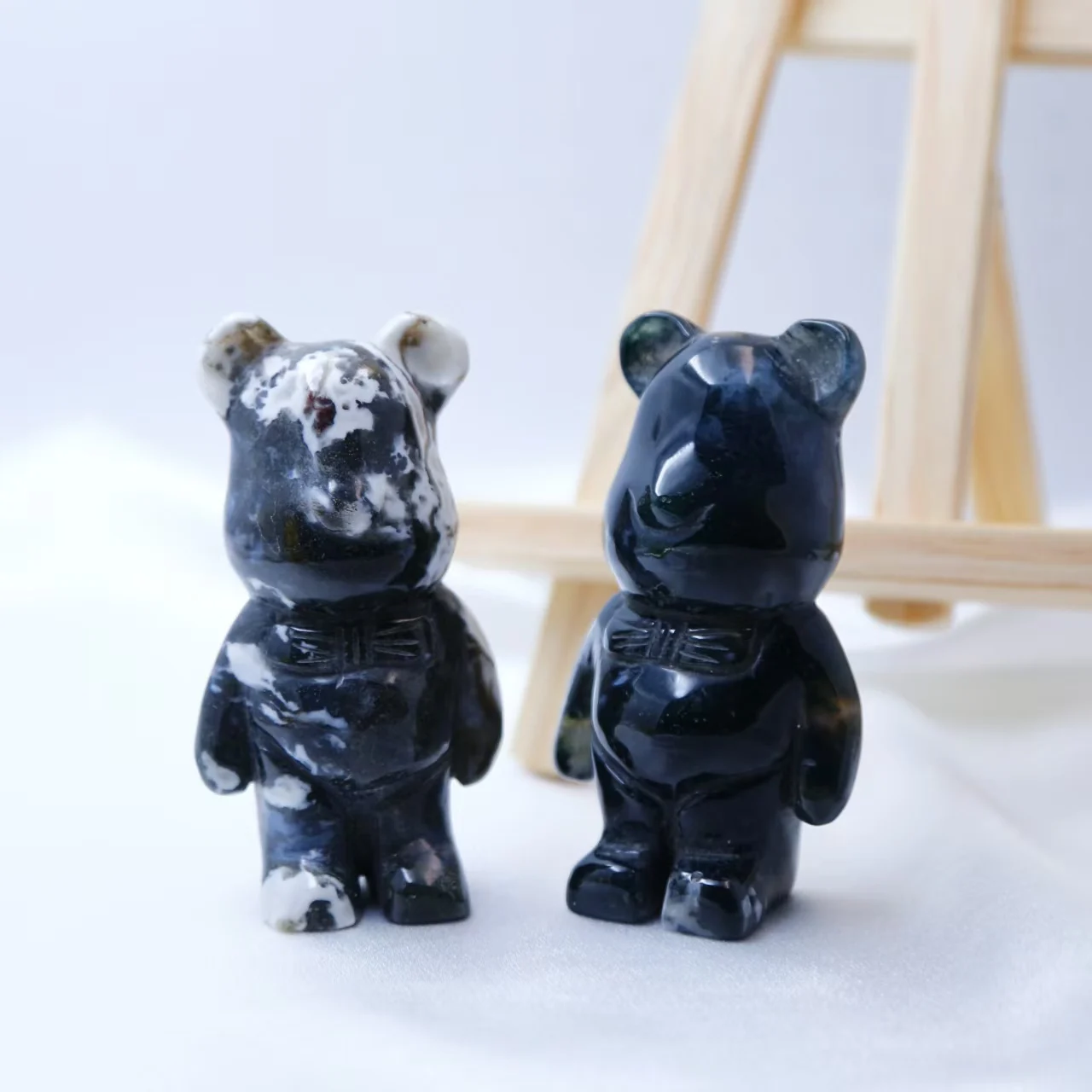 

Natural Moss Agate Bear Carving Healing Fengshui Healing Polished Mineral Ornament Gift