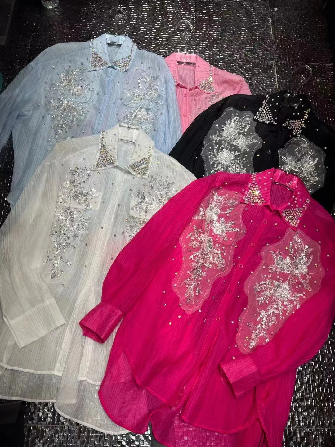 Camisas de comprimento médio de grandes dimensões blusas requintado sparking lantejoulas frisado diamantes feminino 2024 primavera verão manga longa topos blusas