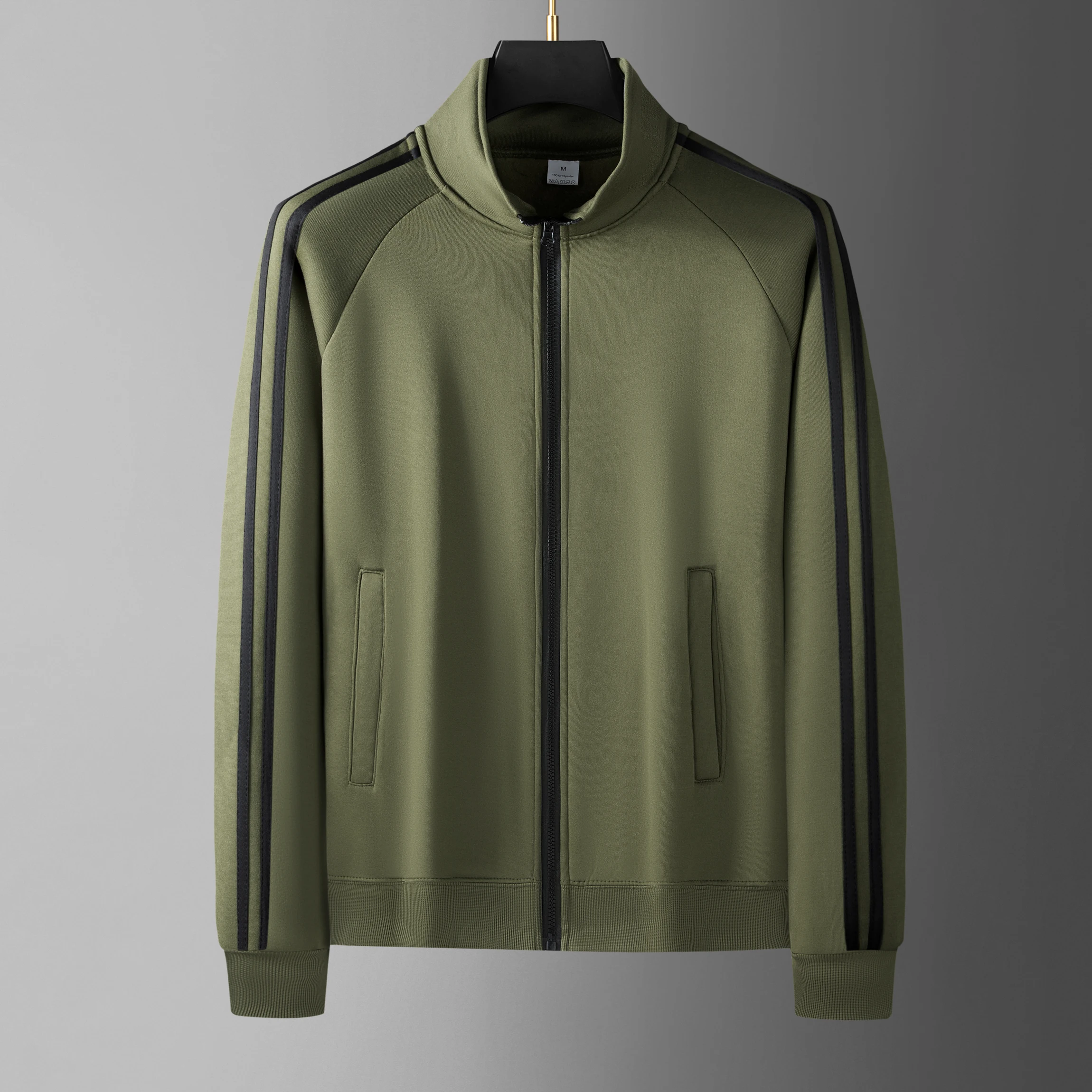 Herren Freizeit-Sportjacke mit Stehkragen, durchgehendem Reißverschluss, 3 weißen Streifen, langen Ärmeln, Sportbekleidung für Männer, Fitness-Training, Alltags-Oberbekleidung – Detail 3