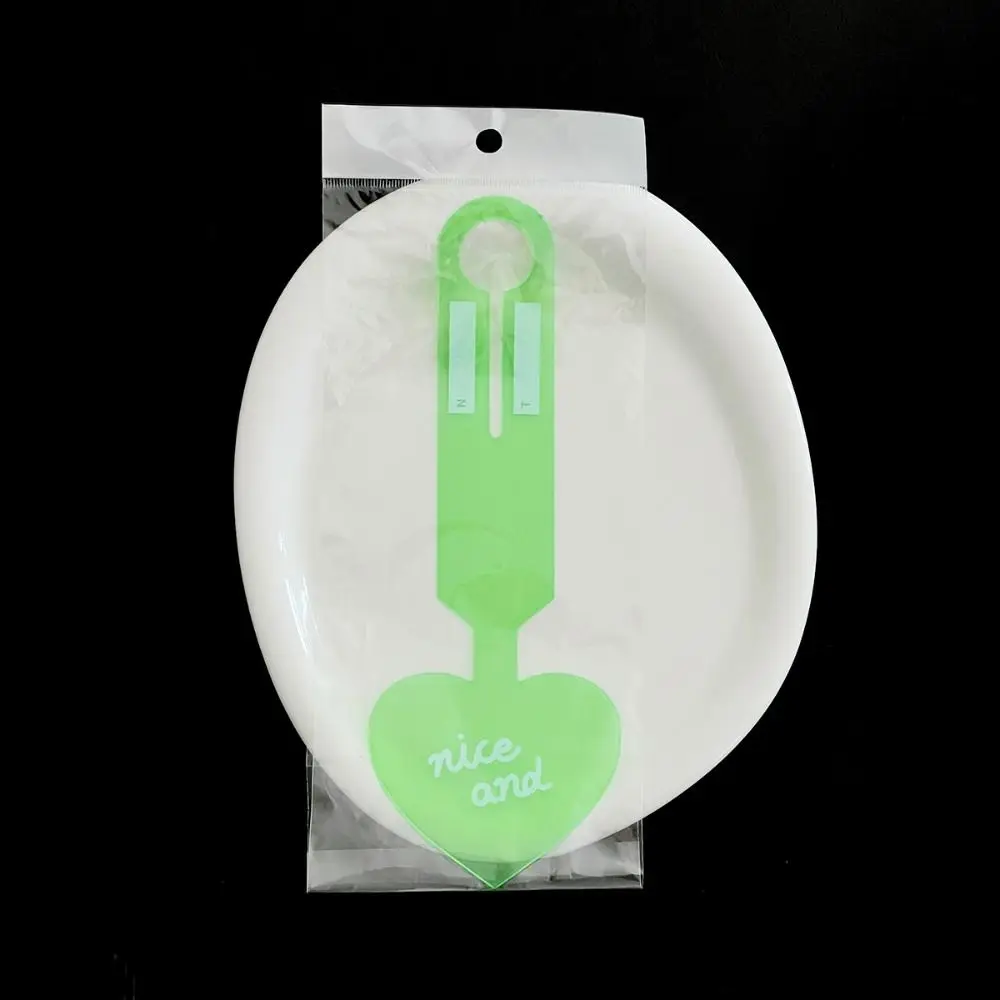 

Colorful Love Shape Luggage Tag Airplane Suitcase Tag Boarding Pass Fluorescent Baggage Tag Consignment Identification Tag