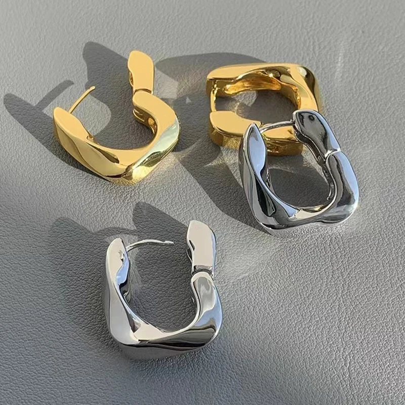 New Twisted Rectangle Hoop Earrings for Women Girls Korean Simple Design Metal Gold Silver Color Party Fashion Y2K Jewelry Gifts