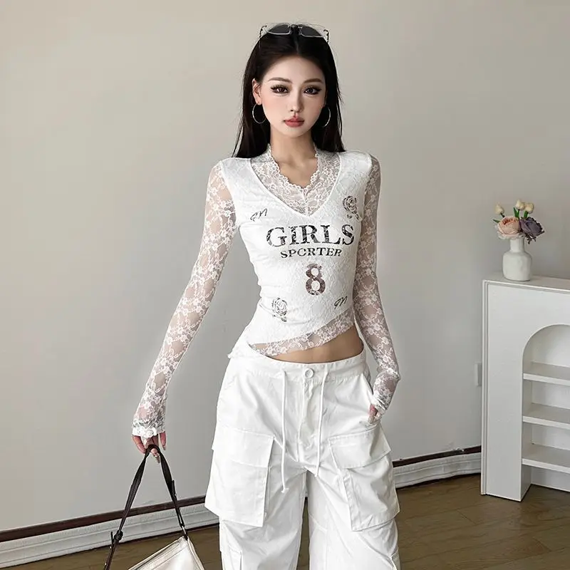 Femme Trend модные спортивные шикарные тонкие кружевные корсетные футболки с буквенным принтом весна-лето модная нерегулярная ажурная футболка