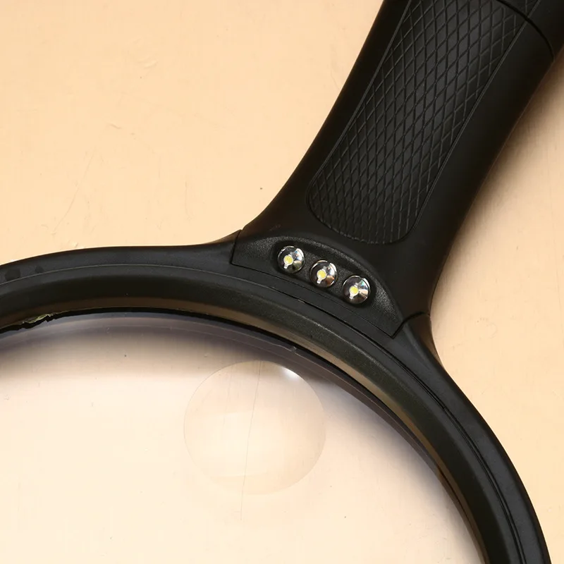 

138Mm Large Lighted Magnifying Glass 3 Led Lights Scratch-Resistant Lens Comfortable Handle For Reading Jewelry Inspection