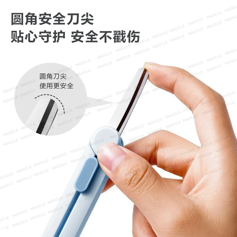 Deli 2 in 1 NS057 Forbici portatili Lama a dente di sega retrattile in acciaio inossidabile Punta angolare arrotondata di sicurezza Coltello per disimballaggio espresso