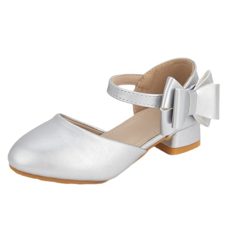 Zapatos de tacón alto con lazo para niña, zapatillas de cuero de princesa plateadas, calzado de baile para niña, novedad de verano, 2024