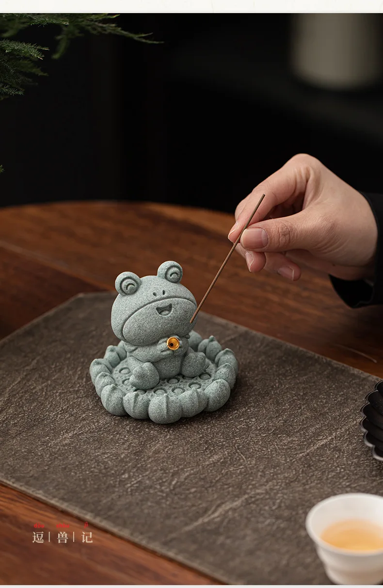 Green Sandstone Lotus Root Big Eyed Frog Tea Pet Incense Holder Zen Garden Incense Burners Meditation Censer Yoga Ornaments Gift
