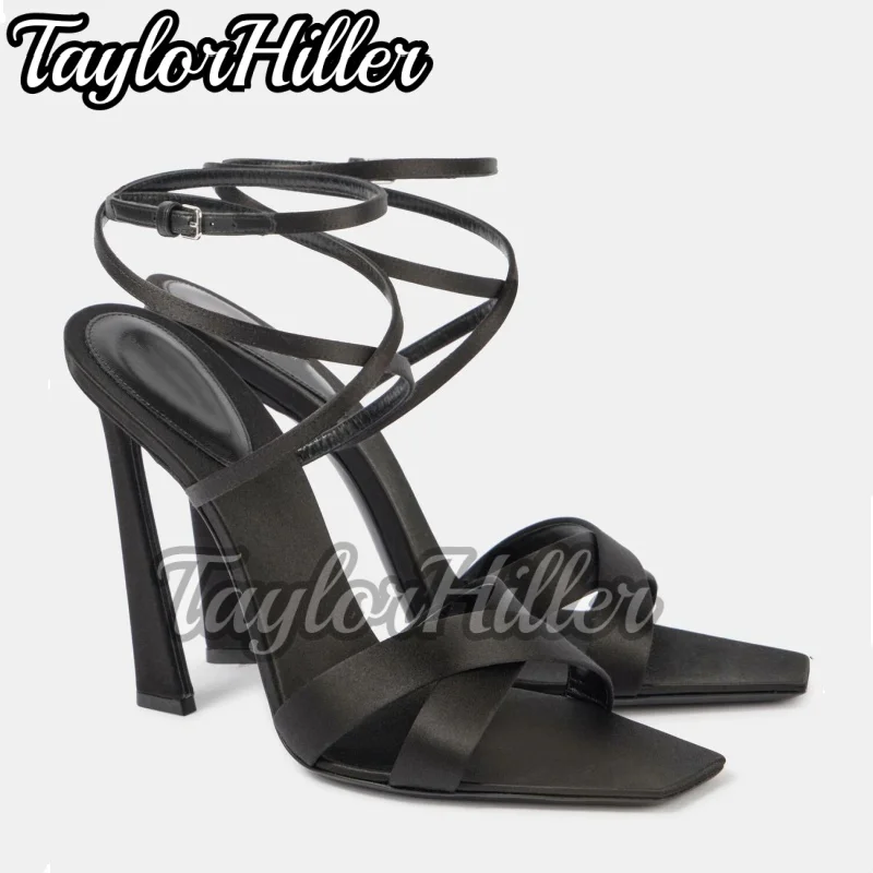 

Роскошные босоножки-гладиаторы на каблуке с перекрестными ремешками, необычный дизайн, с пряжками, дизайнерская обувь, весна-лето 2026, новый тренд