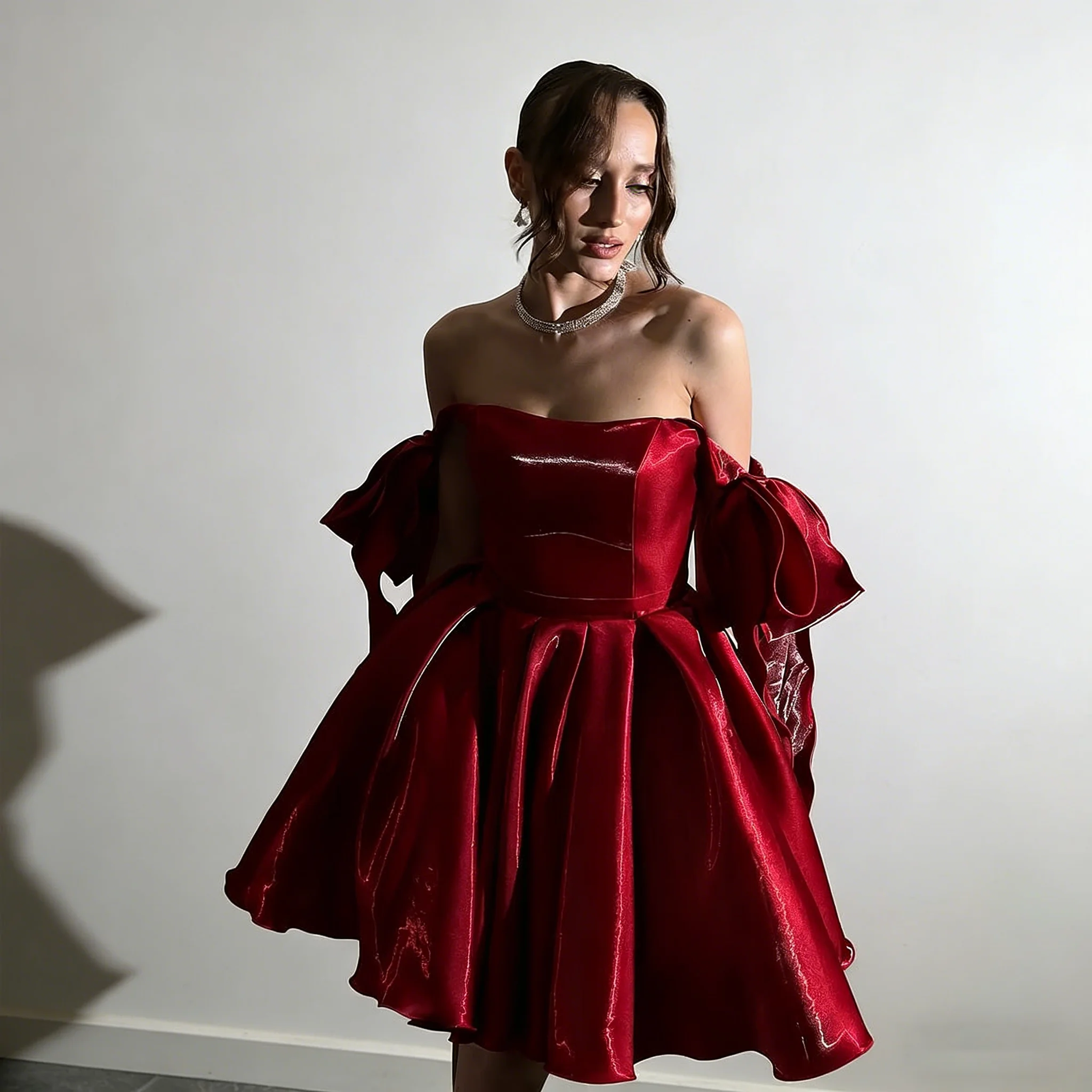 

Burgundy Prom Dresses Strapless A Line Halter Short Evening Dress Bow Mini Birthday Cocktail Party Gown Homecoming Customized