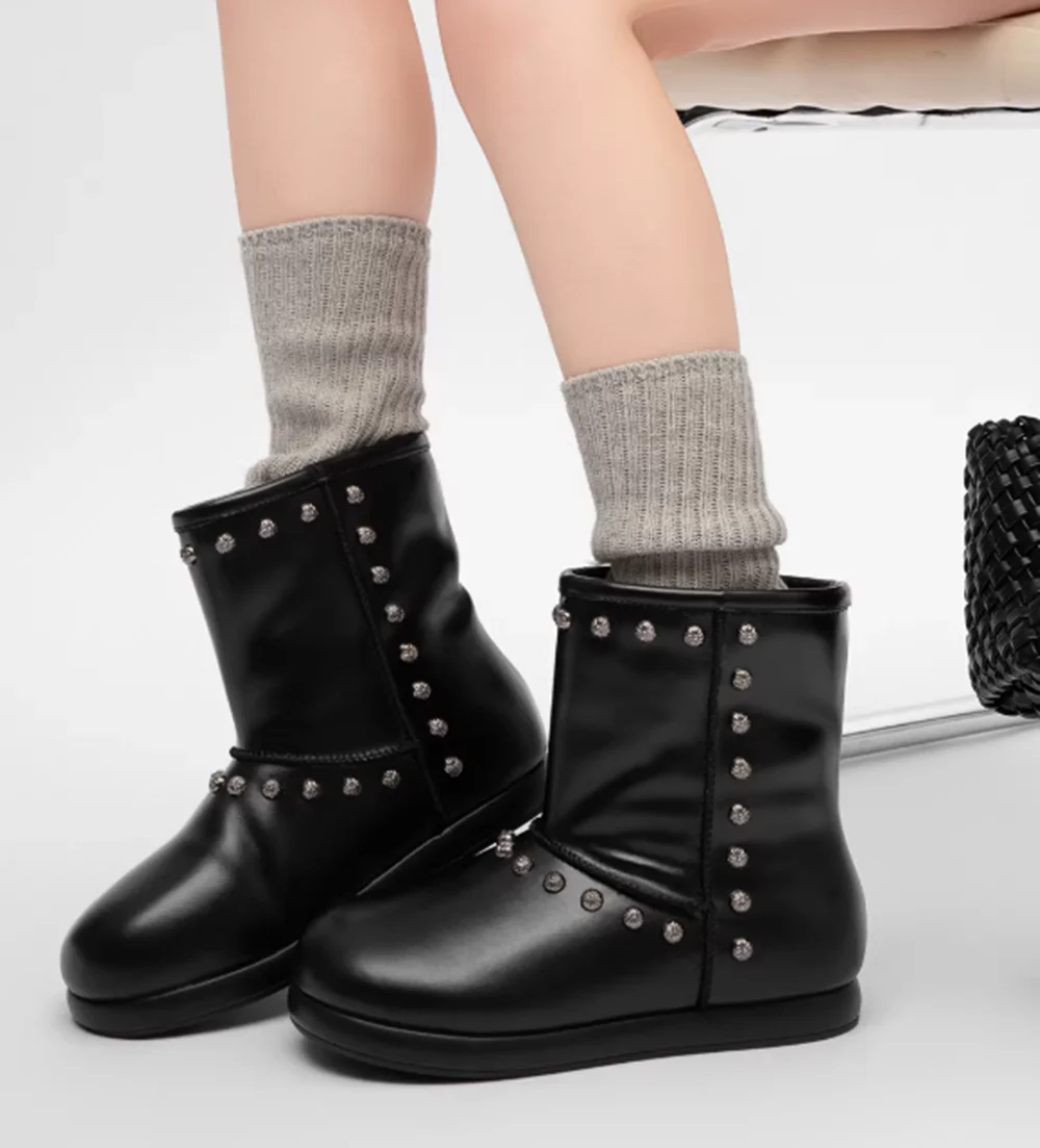 Winter New Style Black Faux Leather Ankle Boots Studded Thick-Soled Fleece Lining Rounded Toe Platform Sole Casual Snow Boots