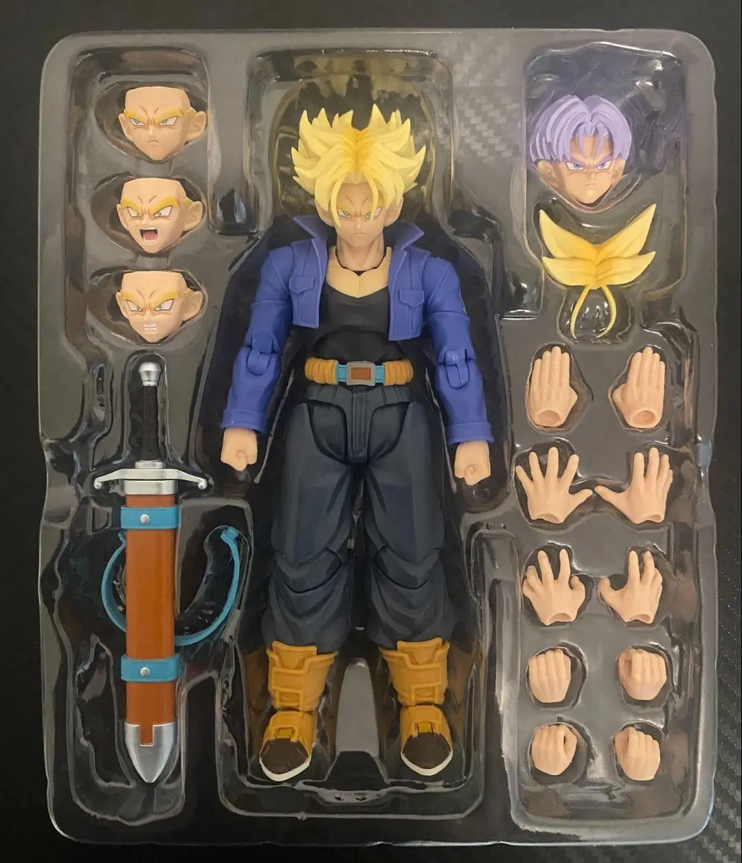 

In-stock Bandai SHF Dragon Ball Z Trunks Future Youth 1/12 Articulated Figure Model 2026 Reissue Collectible Gift