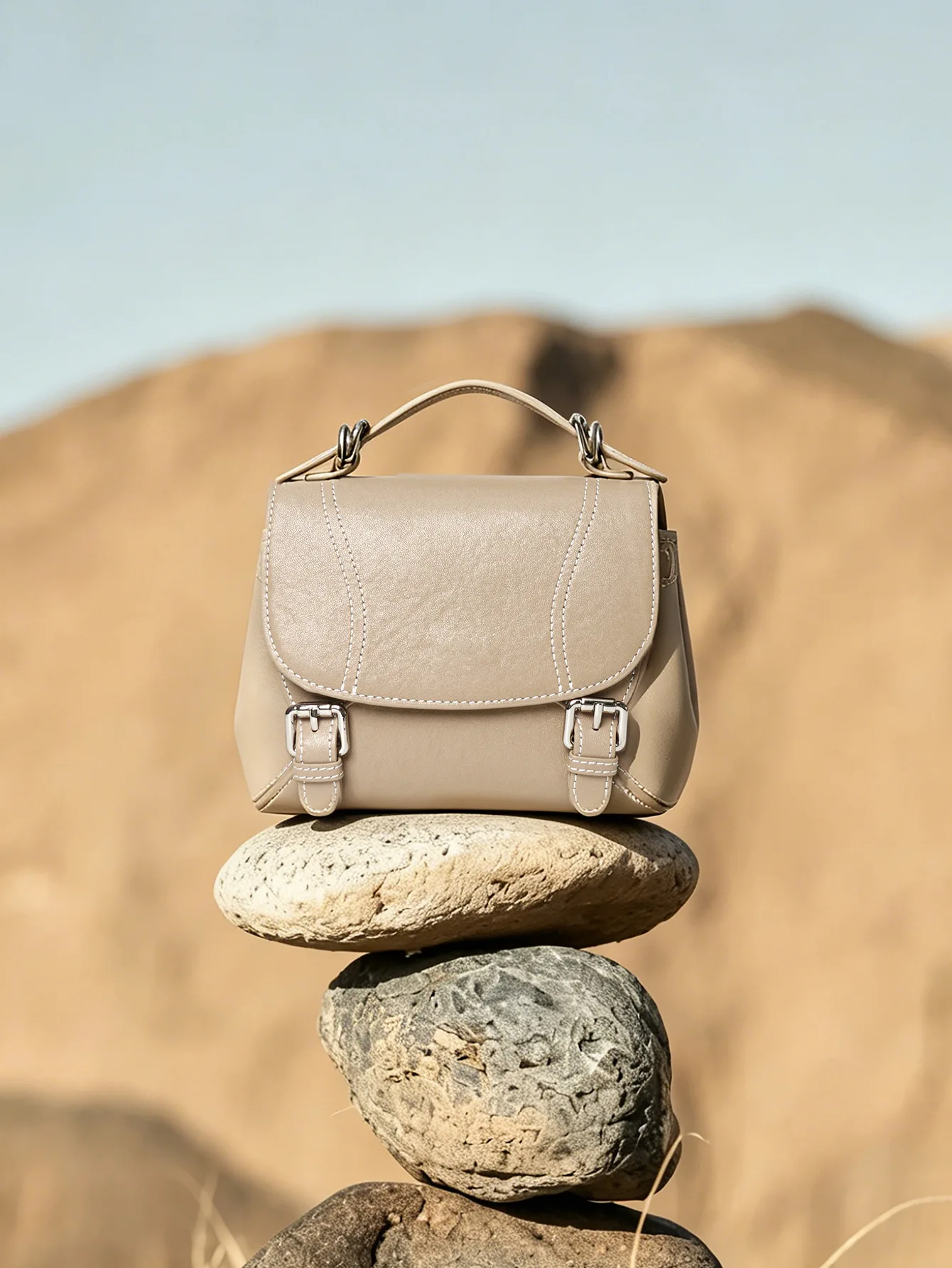 

2026 New Genuine Leather Women Bag Summer Large Capacity Luxury Handbag Commute Shoulder Crossbody Bag
