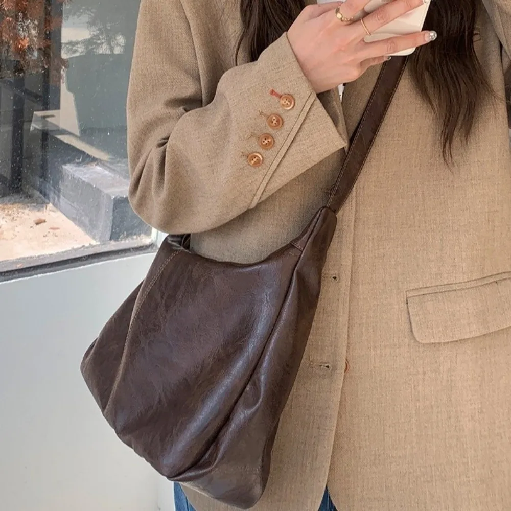 

Casual Square Boston Crossbody Bag Hobo Y2k Leather Shoulder Bag Large Capacity Zipper Women Handbag Work