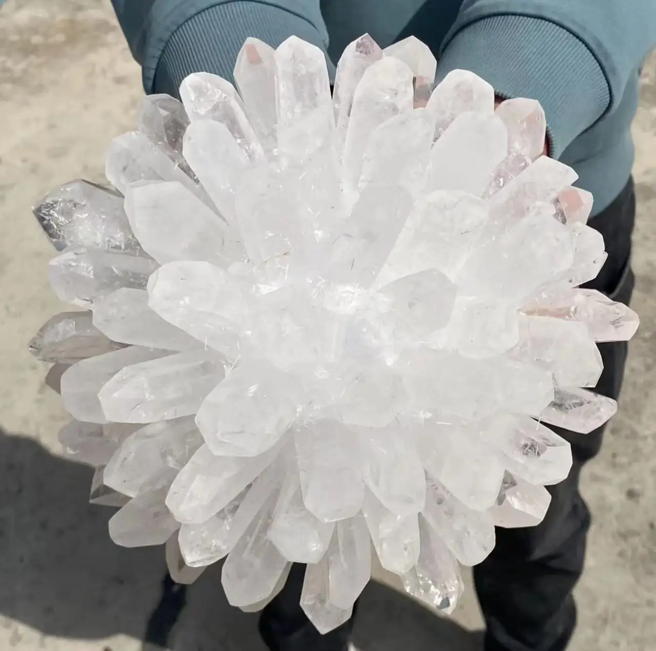 Natural Rare White Transparent Quartz Crystal Mineral Cluster ​Specimen Home Office Degaussing Decoration Energy Gem