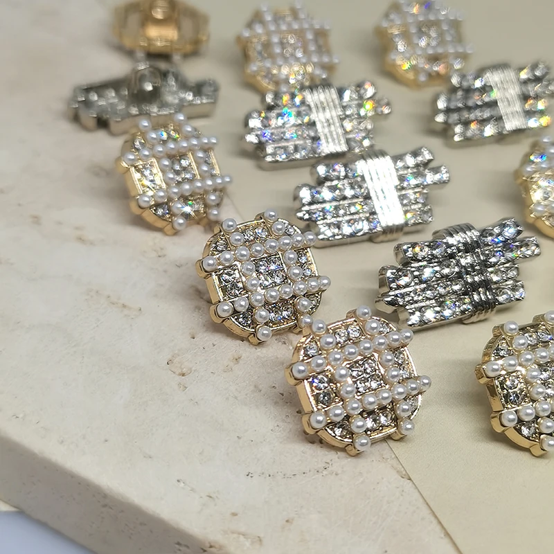 6 sztuk luksusowe Rhinestone perłowe metalowe guziki do odzieży nieregularny kształt projekt modny guzik dekoracyjny dla kobiet sukienka szycie DIY