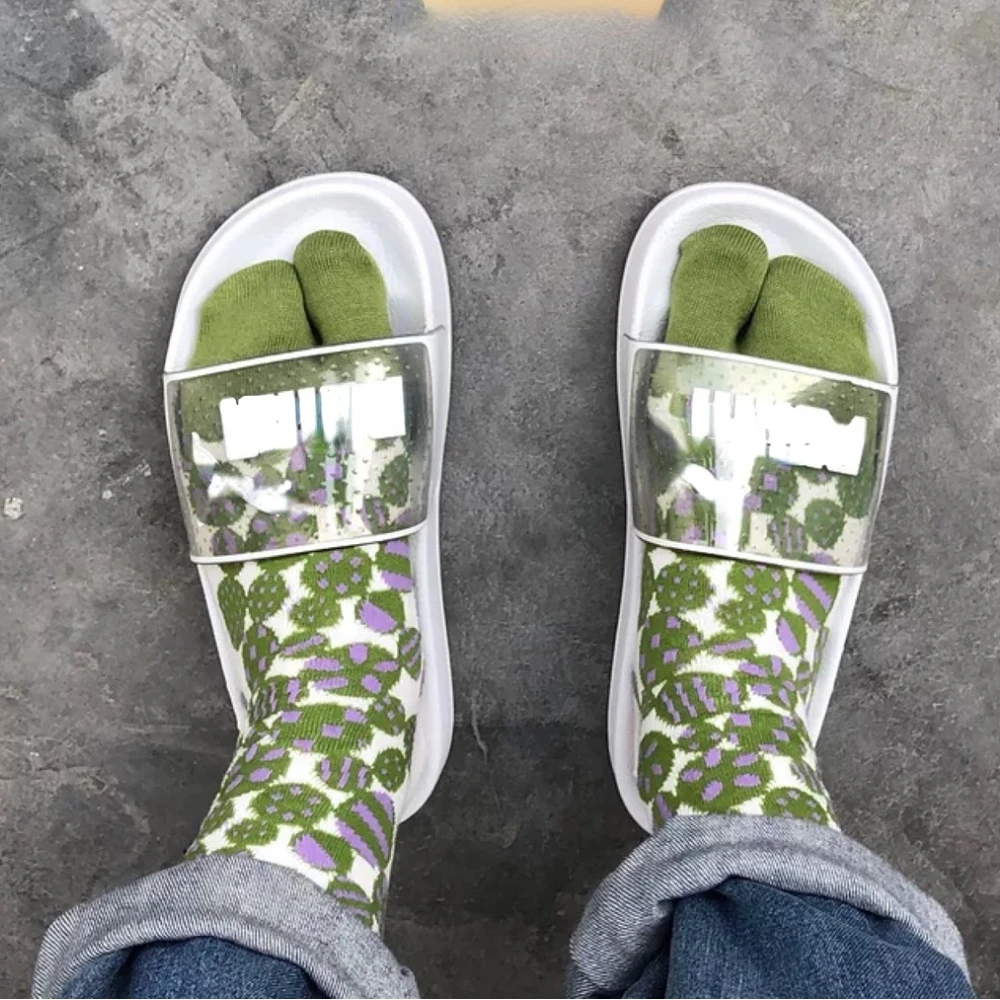 Frauen Cartoon Gekämmte Baumwolle Zwei Zehen Socken Japanische Mehrfarbige Jacquard Split Toe Socken Blumen Kunst Nette Mittlere Röhre Tabi Socke – Detail 16