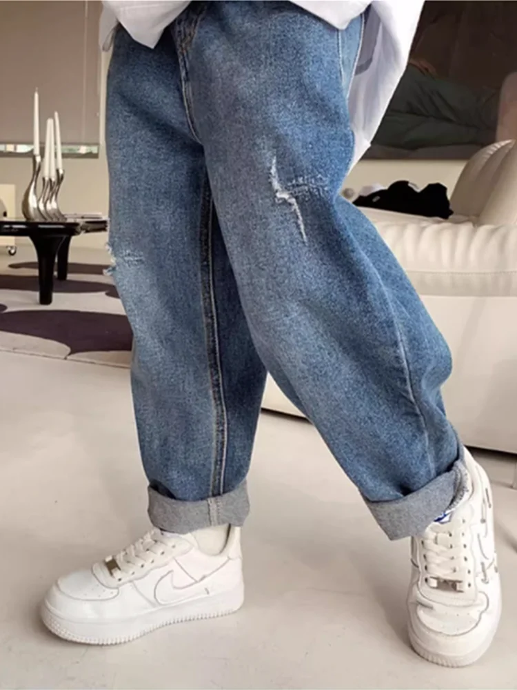 

Boys Holes Jeans 2025 Spring New Fashion Casual Elastic Waist Children Sport Pants All Match Trousres High Quality 110-170