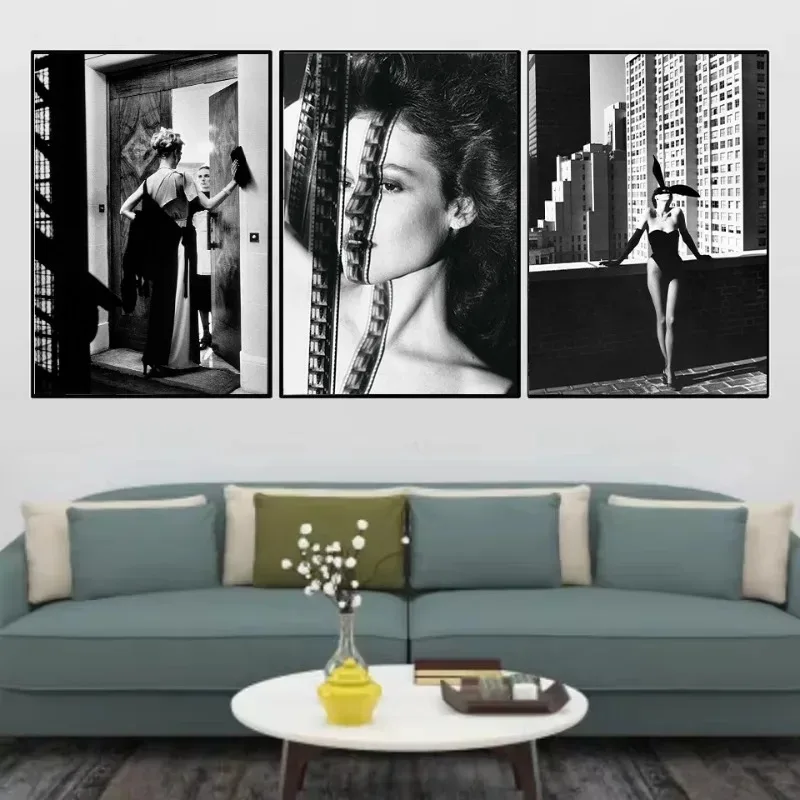 Black and White Fashion Sexy Nuked Woman Poster Helmut Newton Photography Canvas Painting Wall Art for Living Room Home Decor