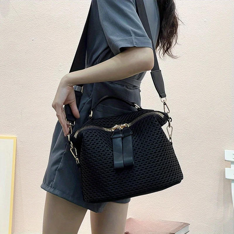 Women's Fashion Lightweight Crossbody Bag Large Capacity Portable Soft Shoulder Handbag — zdjęcie 3