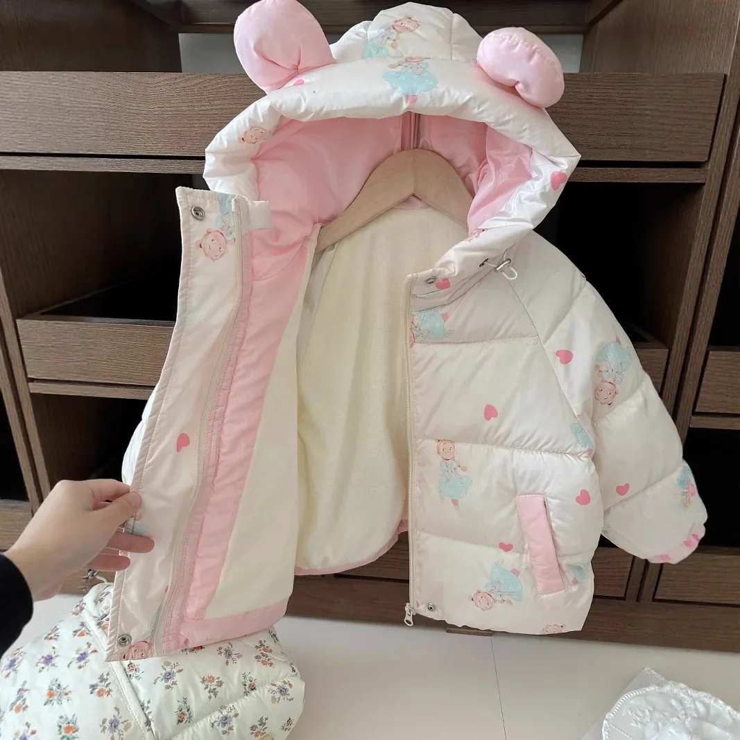 Neue Kinder-Winterjacke im koreanischen Stil, verdickter, mit Samt gefütterter Baumwollmantel, süße Herbst-Winter-Oberbekleidung für kaltes Wetter